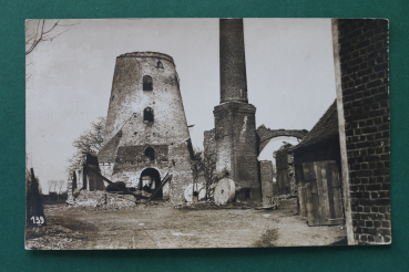 Ansichtskarte Foto AK Paschendale Passendale Passchendaele Flandern 1914-1918 Weltkrieg zerstörte Mühle Fabrik Mühlsteine Ortsansicht Belgien Belgique Belgie